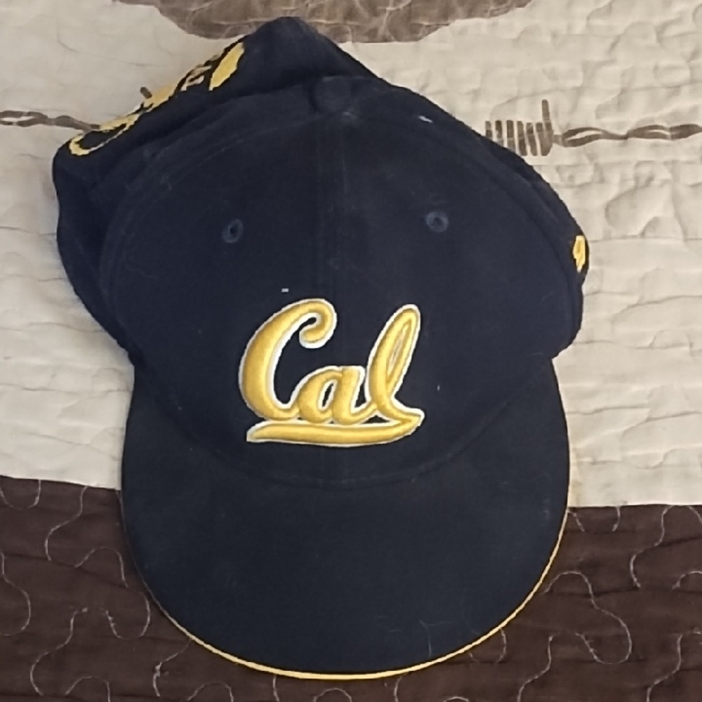 New Era Black and Gold 59FIFTY Fitted Cap Berkeley CAL